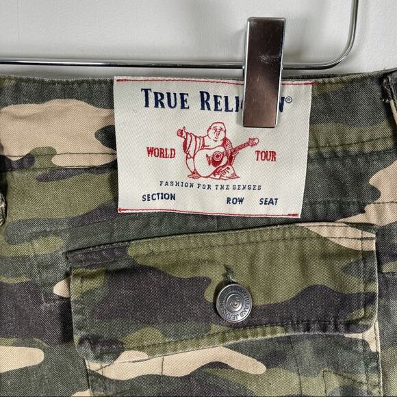 TRUE RELIGION Men’s Cargo Shorts Camouflage NWT - Picture 10 of 16